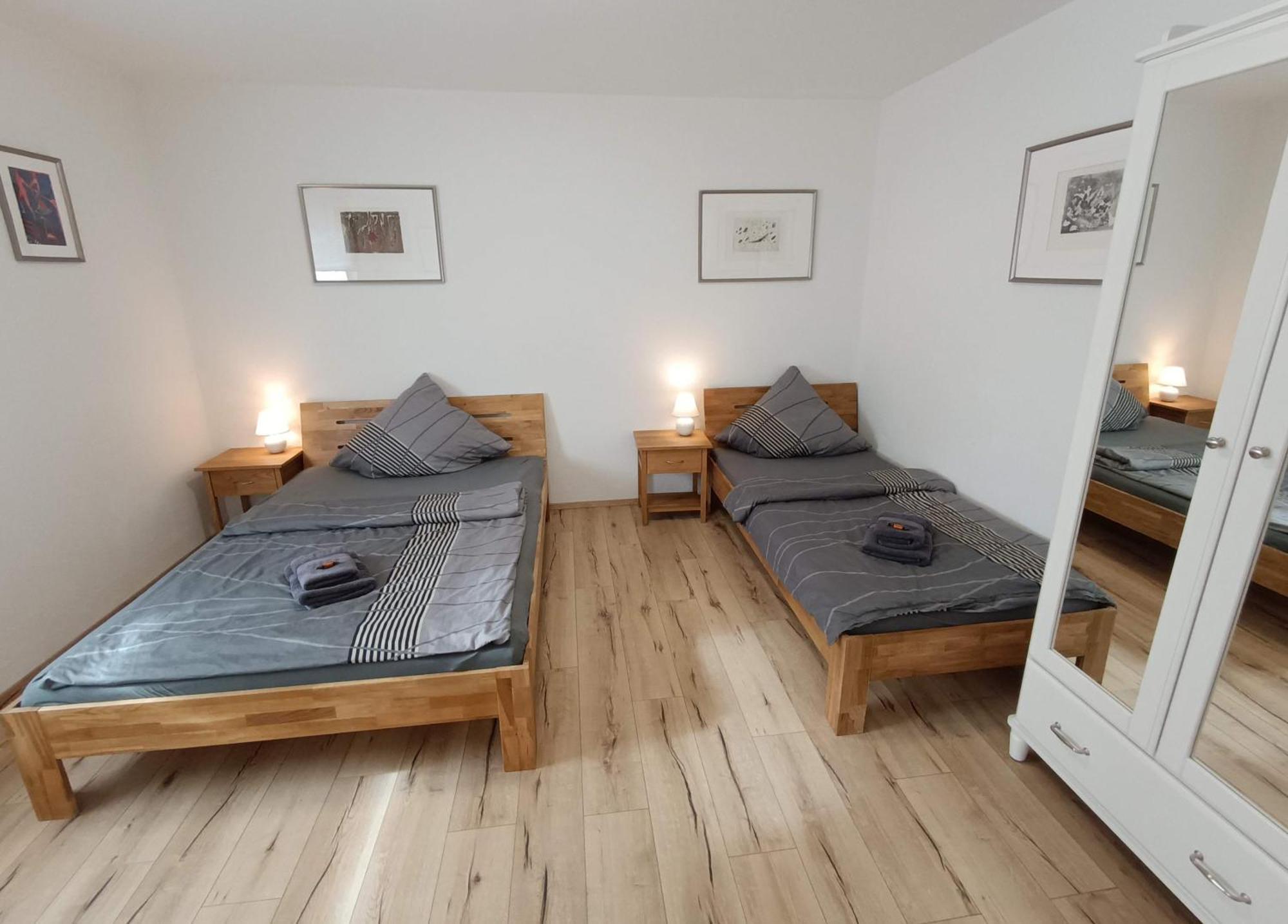 Ferienwohnung Am Rathaus Landstuhl Ngoại thất bức ảnh