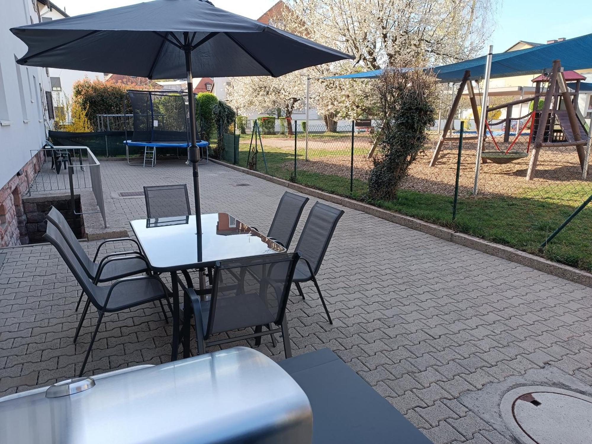 Ferienwohnung Am Rathaus Landstuhl Ngoại thất bức ảnh